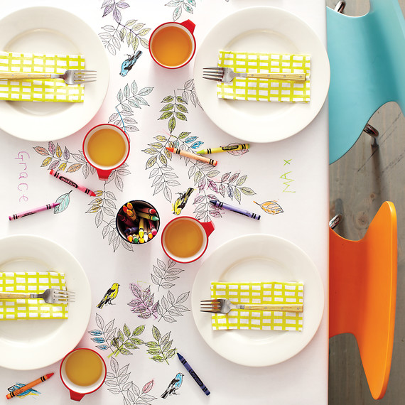 kids-table-0090-mld109693.jpg