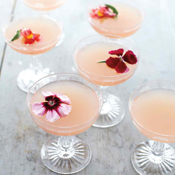 lillet-rose-cocktail-0616.jpg (skyword:294799)