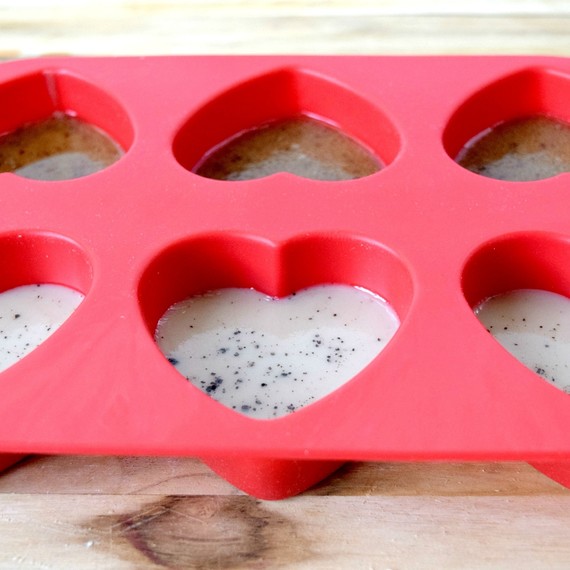 milk-chocolate-soap4-0117.jpg (skyword:389129)