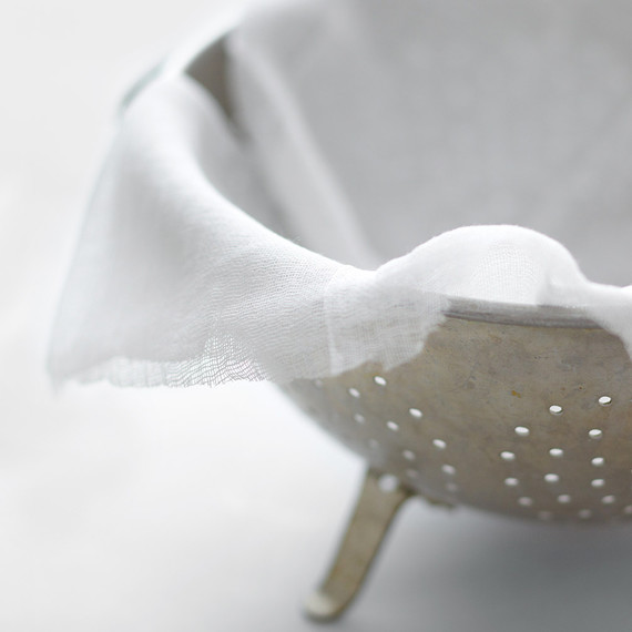 mld105944_1110_strainer36.jpg