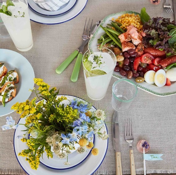 garden party table setting flowers garden party table setting flowers