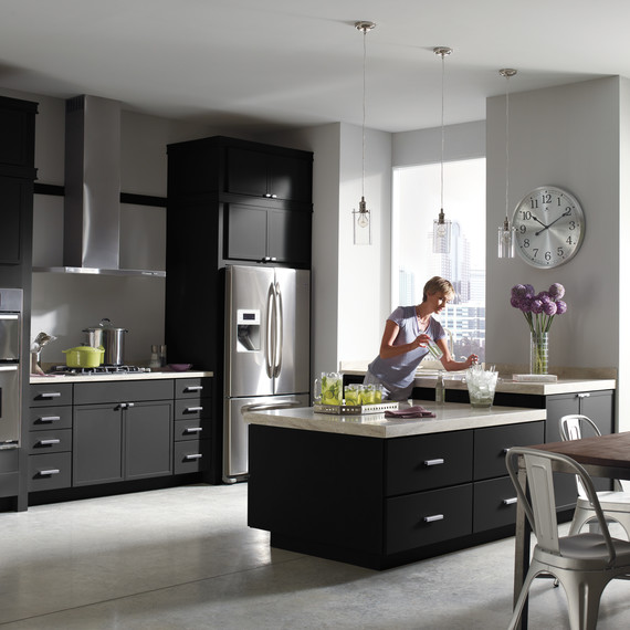 thd-perrydark11-mrkt-0113.jpg