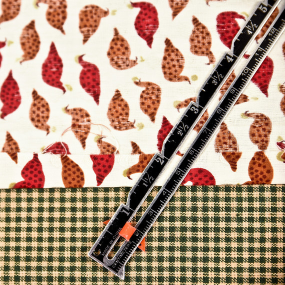DIY_THANKSGIVING_NAPKIN_1119_1.jpg (skyword:204561)