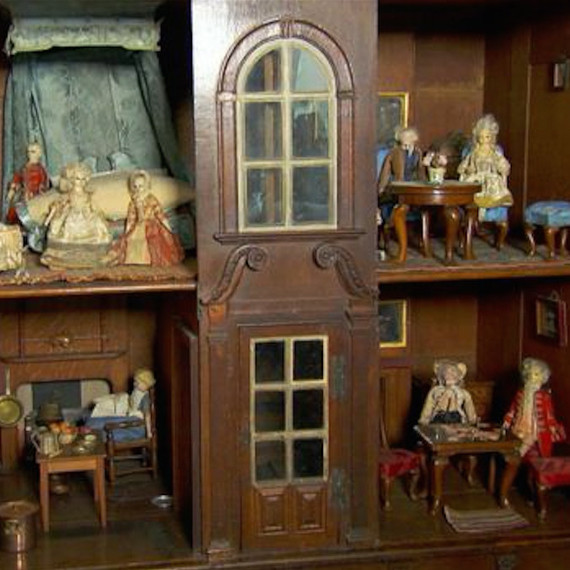 Take a sneak peek into the antique dollhouse valued at $200,000. Take a sneak peek into the antique dollhouse valued at $200,000.