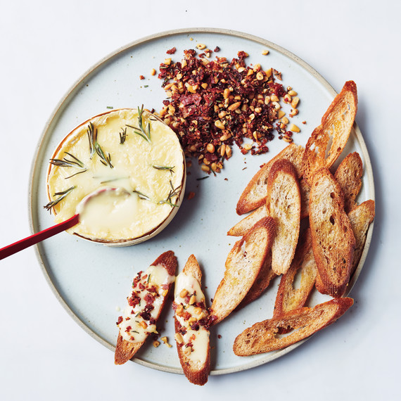 camembert-dip-0358-d111547.jpg