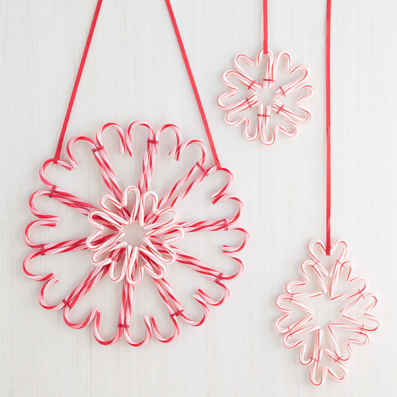candy-cane-wreath-0363-d11.jpg