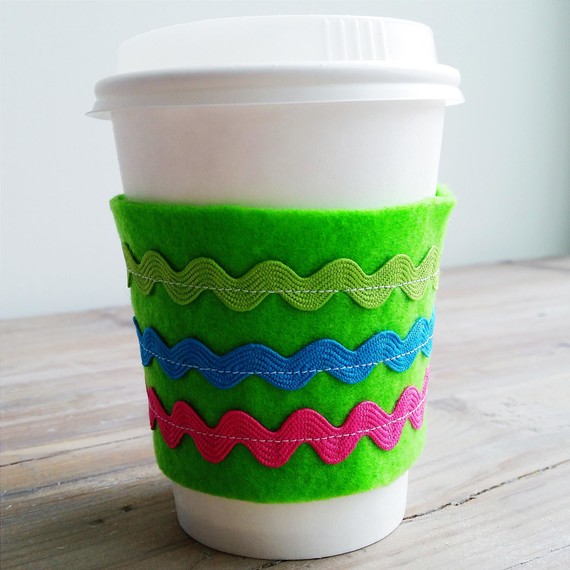 coffee-sleeve-primary-0315