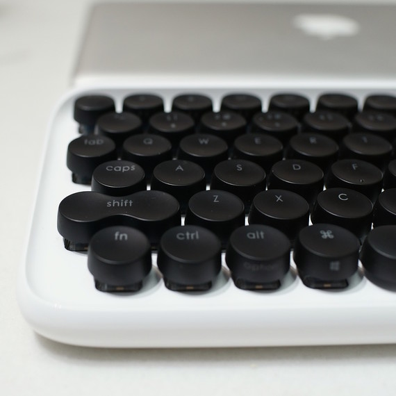 mechanical-keyboard-0117-3.jpg (skyword:391638)