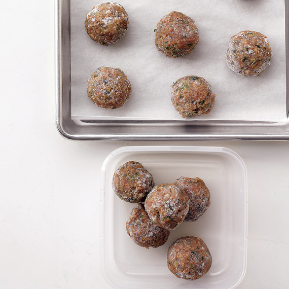 med103315_0108_meatballraw.jpg