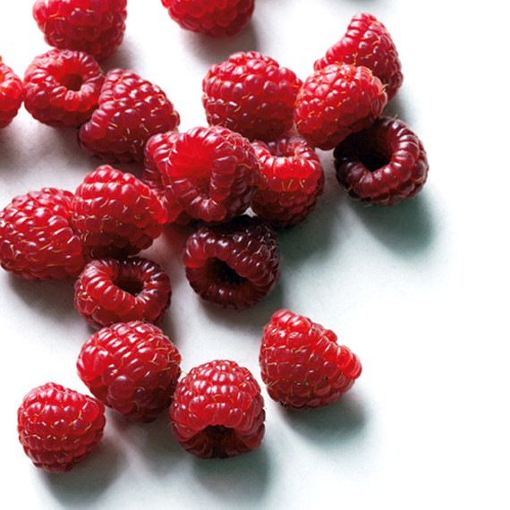 med105536_0510_raspberries.jpg