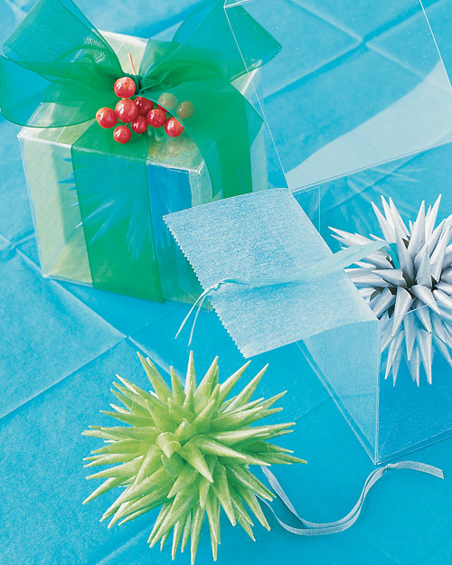 ml801_1297_tissue_ornament.jpg