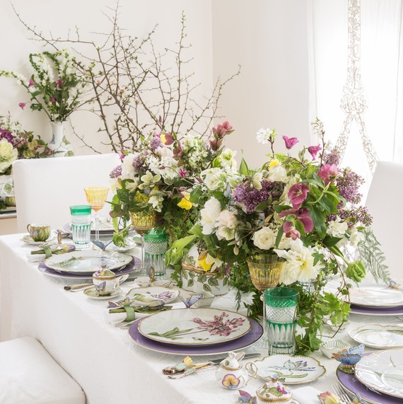 How To Set A Royal Wedding Table With Fl Centerpieces Martha Royal Wedding Table