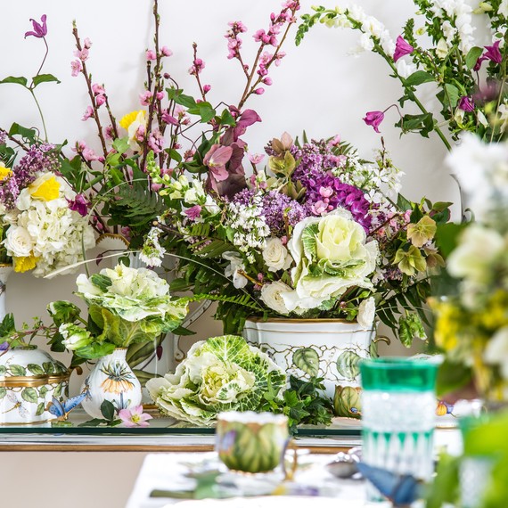 How to Set a Royal Wedding Table with Floral Centerpieces | Martha ... How to Set a Royal Wedding Table with Floral Centerpieces | Martha ...