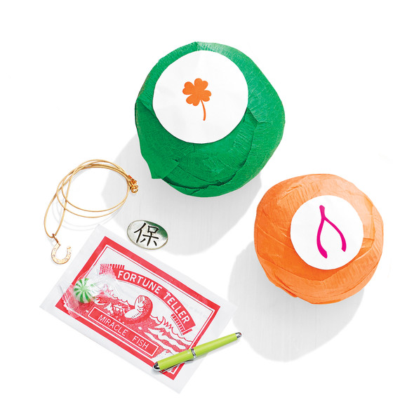 surprise-balls-294-d111686.jpg
