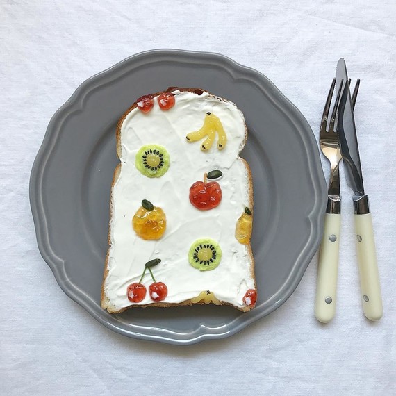 toast-art-mixed-fruits toast-art-mixed-fruits