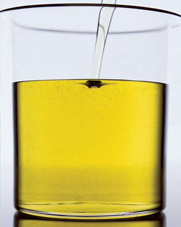 bas_content_may05_oilchange.jpg