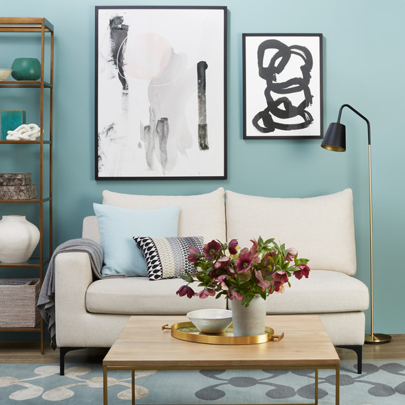 See How Paint Dramatically Transforms This Living Room See How Paint Dramatically Transforms This Living Room