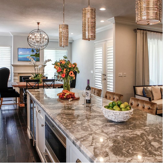 bright-cheery-kitchen-04.16.jpg (skyword:263366)