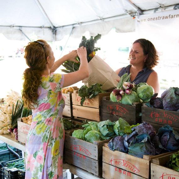 farmers-market-0309-d104218.jpg