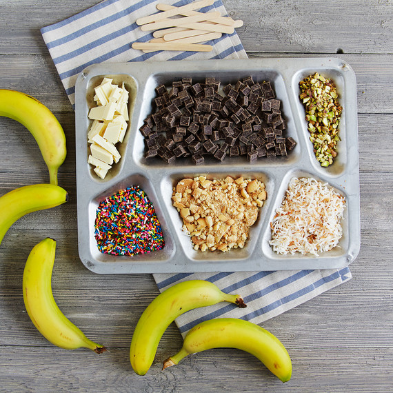 frozen-banana-pops-0517-215.jpg (skyword:432267)