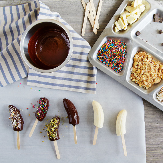 frozen-banana-pops-0517-248.jpg (skyword:432274)