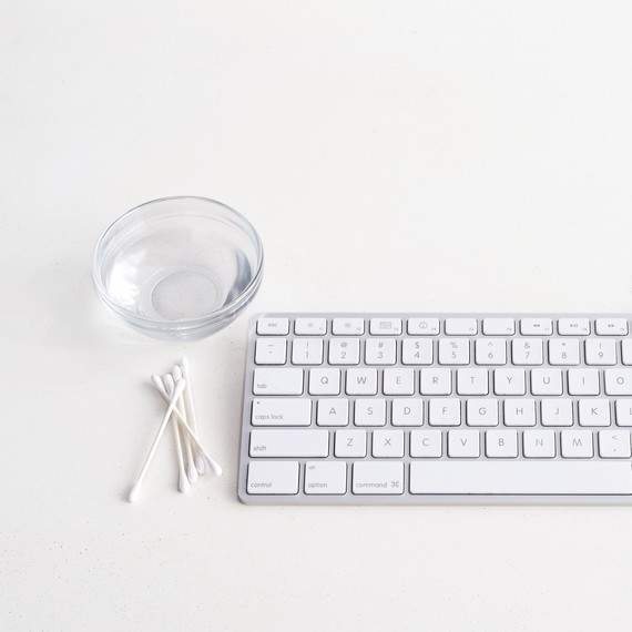 keyboard-q-tips-030-d111805.jpg