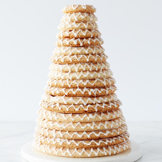 kransekake-020-vert-d113085.jpg