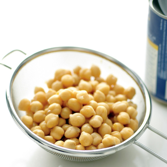 med106759_0311_hyt_chickpea.jpg