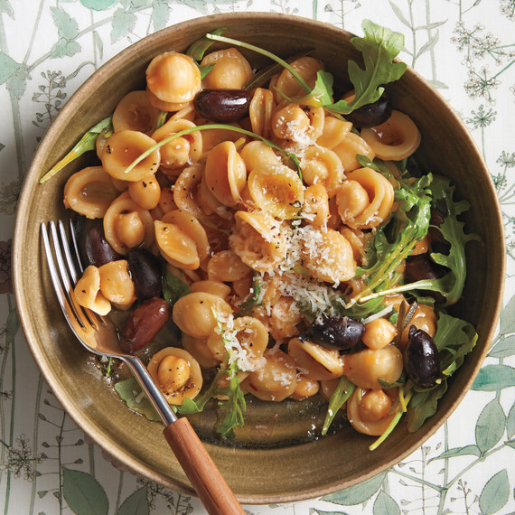 one-pan-orrchiette-md110878.jpg