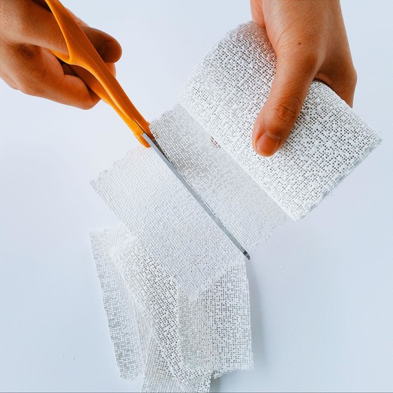 cutting gauze