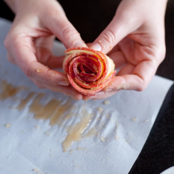 Finished rolled apples