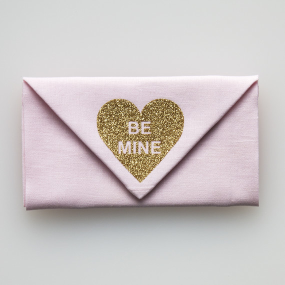 David_Stark_Valentine_Napkin_step4.jpg (skyword:223228)