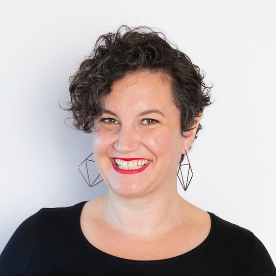 Emily-headshot-cards-11-2015.jpg (skyword:204921)