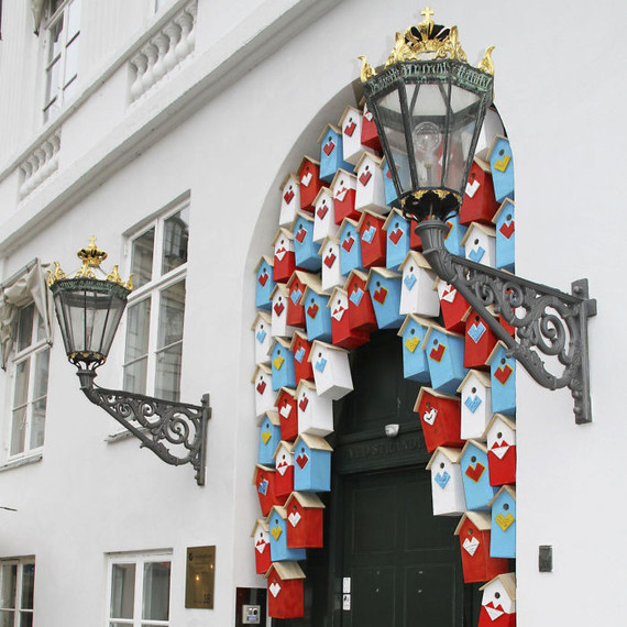Artist Thomas Dambo has built over 3,500 birdhouses from recycled materials and scrapwood. Artist Thomas Dambo has built over 3,500 birdhouses from recycled materials and scrapwood.