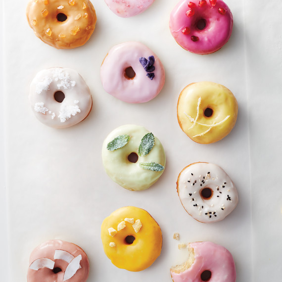 doughnuts-113-comp-mwd110795.jpg