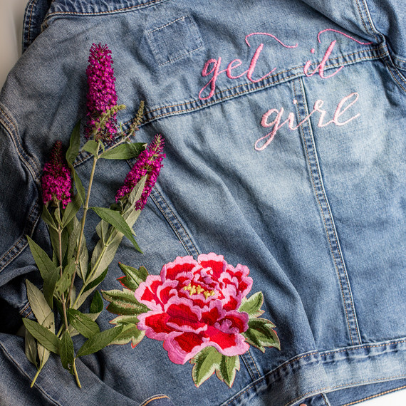 embroidered-jean-jacket-9270.jpg (skyword:334740)