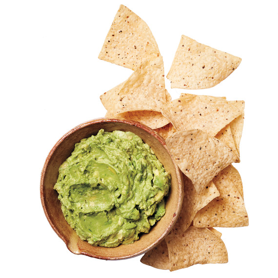 guacamole-chips-032-d111868r.jpg