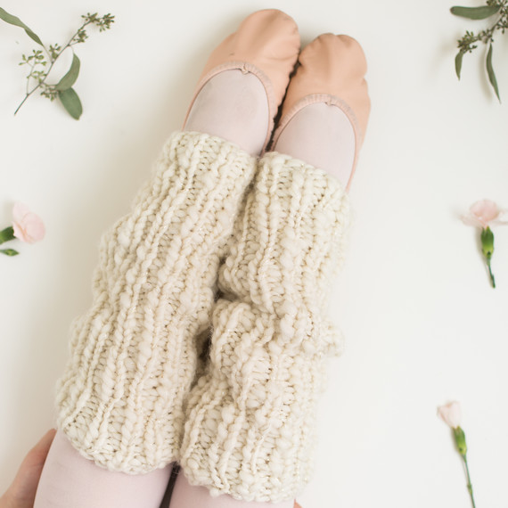knit-leg-warmers-022017-0394.jpg (skyword:395671)