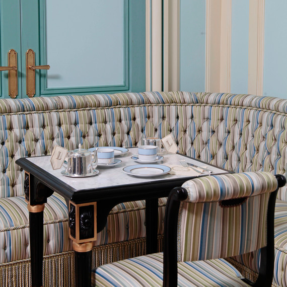 laduree-newyork-table-1-0314.jpg
