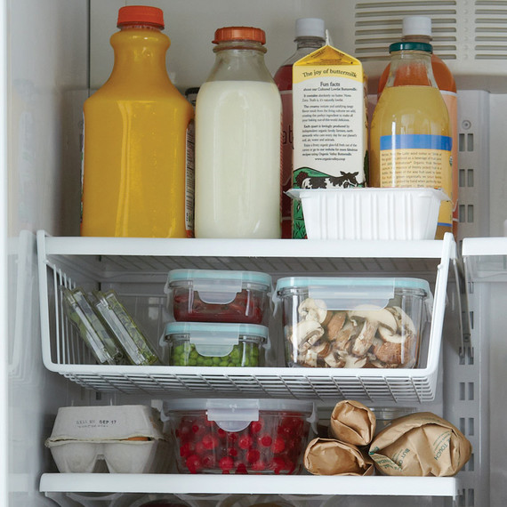 mld106363_1110_fridge_basket.jpg