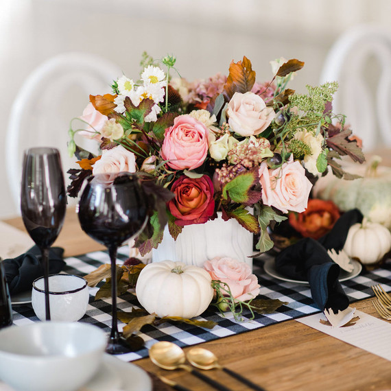 friendsgiving floral arrangement centerpiece fall decor