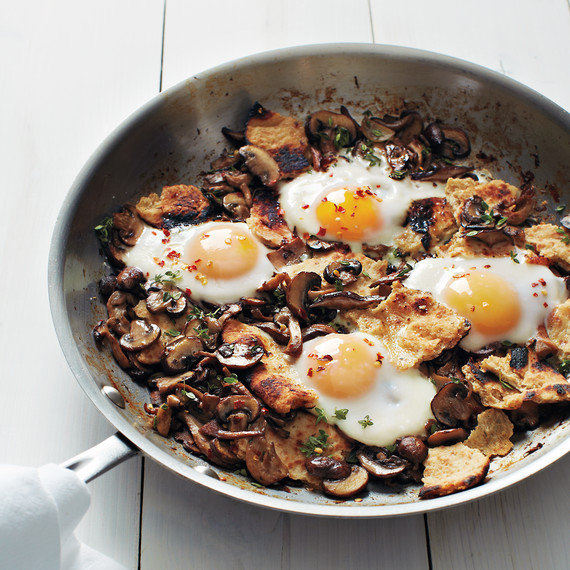 mushroom-ragout-762-md110558.jpg