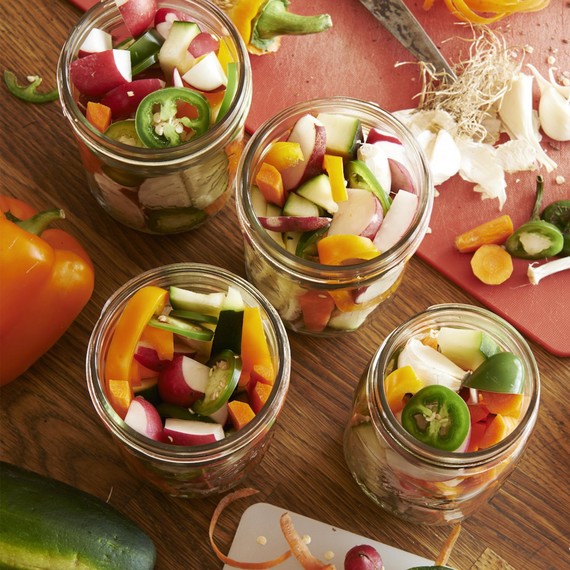 soup-club-quick-pickles-0415