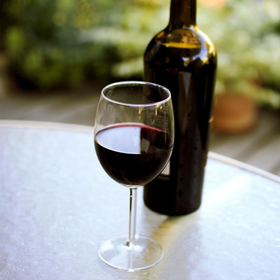 wine-bottle-glass-table-0715