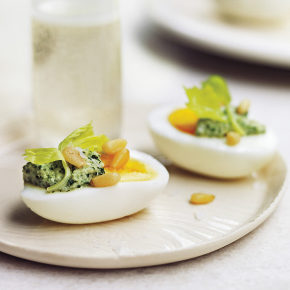 eggs-pine-nuts-sauce-md109623.jpg