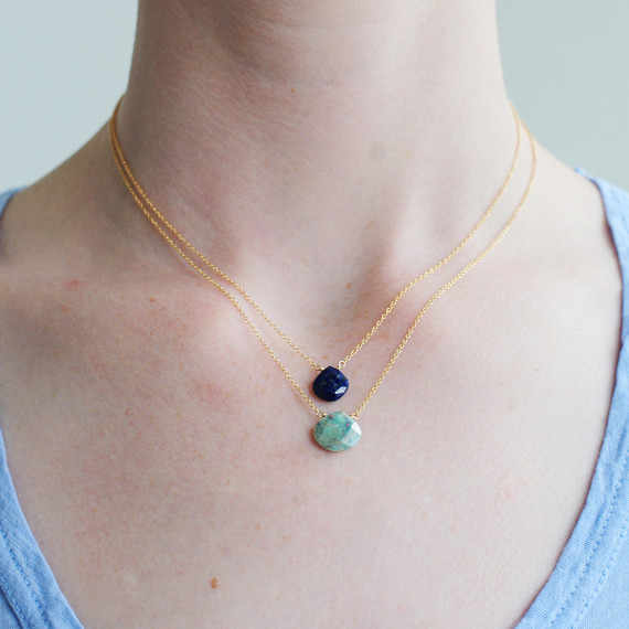 gemstone-layered-jewelry-1015.jpg (skyword:194369)