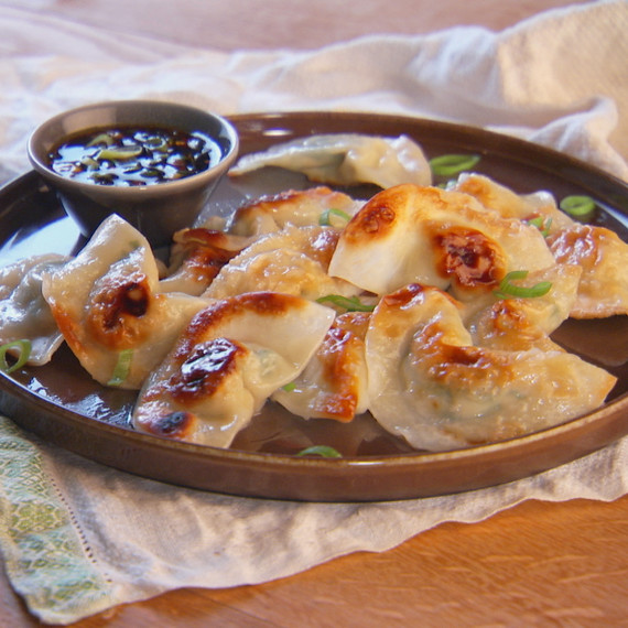mh_1047_pot_sticker_dumplings.jpg