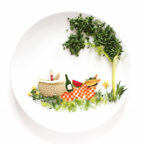 picnic-scene-food-art-cc-0617