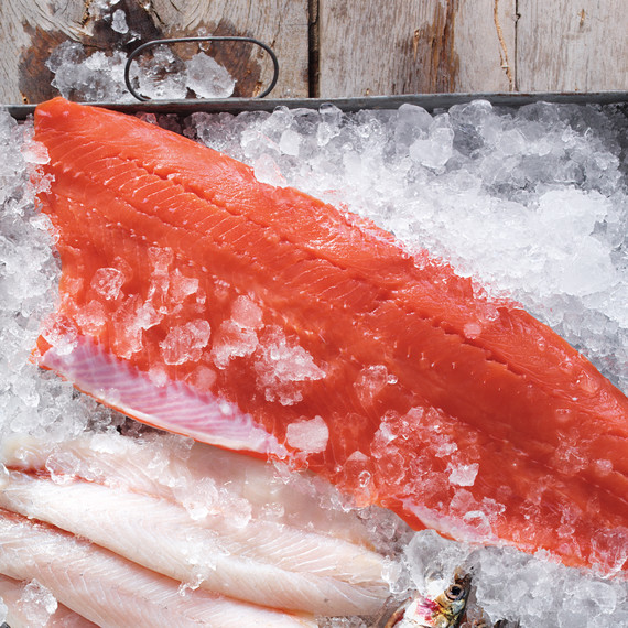 wild-alaskan-salmon-mbd108286.jpg
