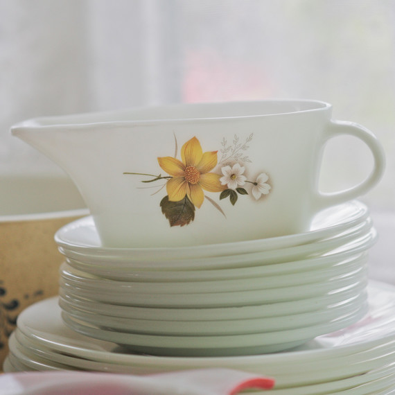 Vintage Pyrex cup Vintage Pyrex cup